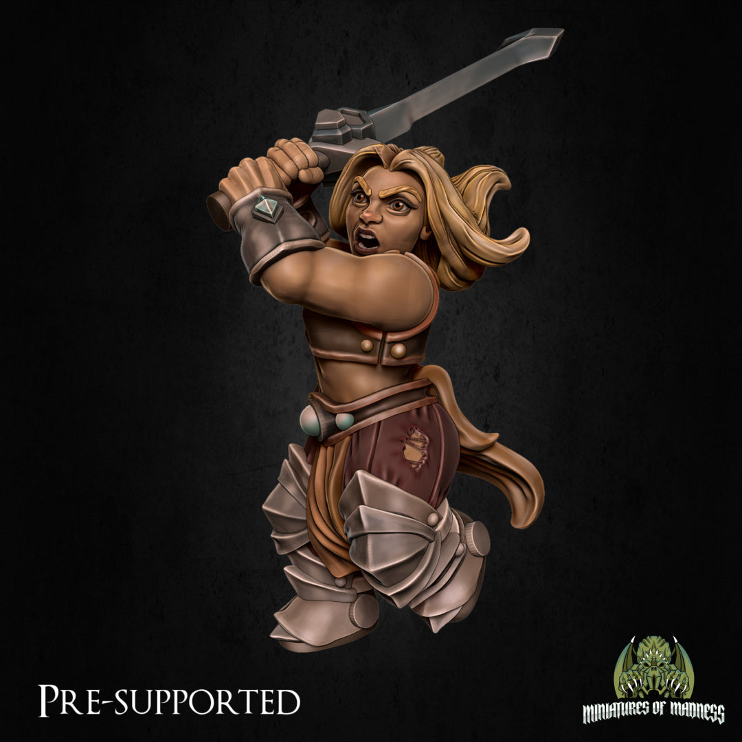 Fiona Longsword [PRE-COLORED] 32mm Scale - Miniatures of Madness -  Miniatures by Only-Games.co