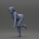 Naked Fitness girl in the gym training with a single-arm dumbbell row - Only-Games