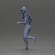 Naked Afraid woman running with a determined expression - Only-Games