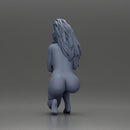 Naked girl sitting and looking - Only-Games