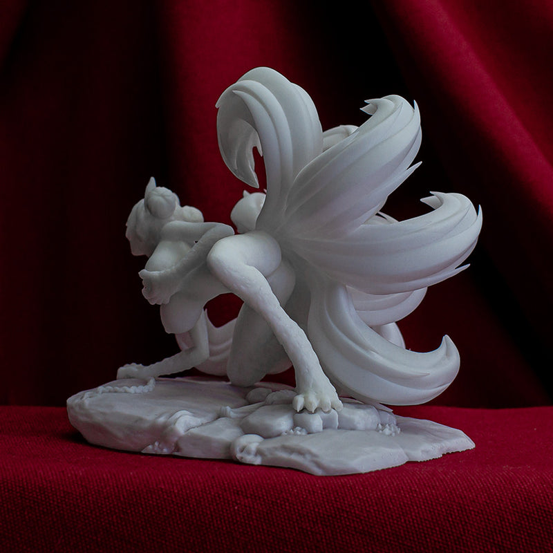 FOX GIRL / 9-TAILED KITSUNE / B - Only-Games