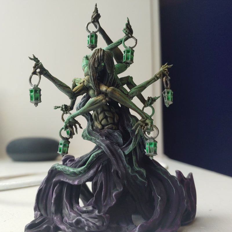 Lady of the Marsh Lights - Boss Monster - PRESUPPORTED - 32mm model - Only-Games