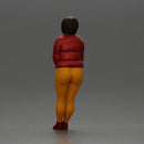 Woman leaning on the car wearing winter outfit and calm expression - Only-Games