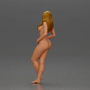 Naked woman posing with crossed legs - Only-Games