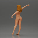 Naked Golden dancer spins gracefully - Only-Games