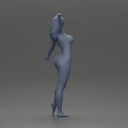 Naked Golden dancer spins gracefully - Only-Games