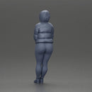 Woman leaning on the car wearing winter outfit and calm expression - Only-Games