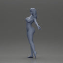 Naked Golden dancer spins gracefully - Only-Games