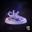 Displacer Beast Kitten – Playing in the Grass - Only-Games