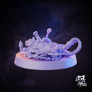 Displacer Beast Kitten – Playing in the Grass - Only-Games