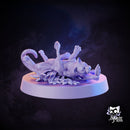 Displacer Beast Kitten – Playing in the Grass - Only-Games