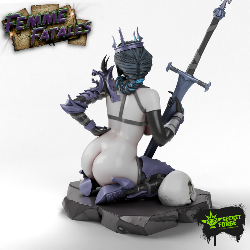 [Lady Death]  Seductive Gothic Girl Undead Warrior Queen, Pinup Fantasy Miniature Goth Girl