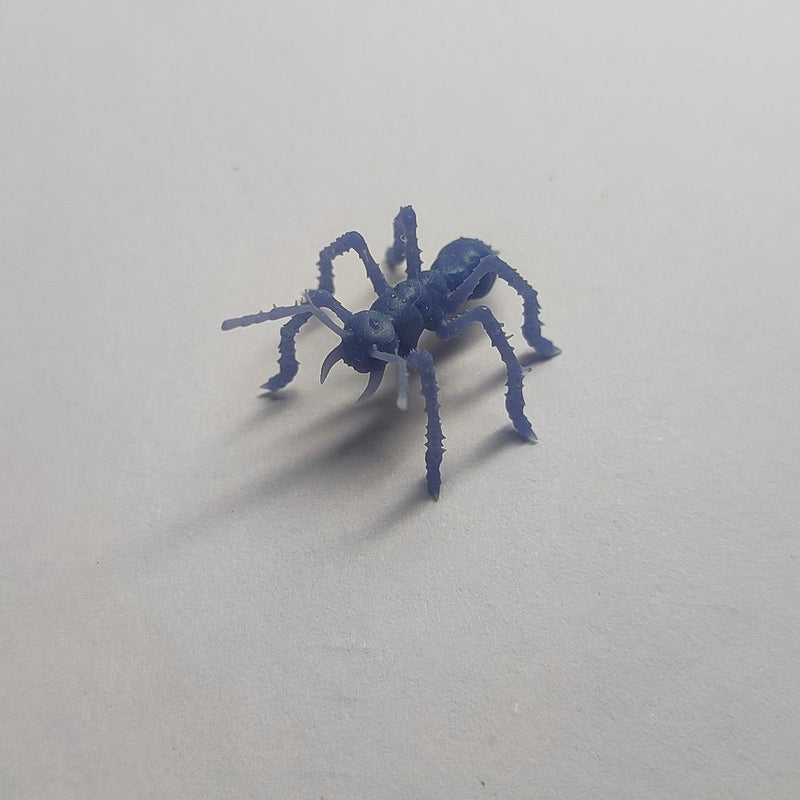 Giant Ant - Only-Games