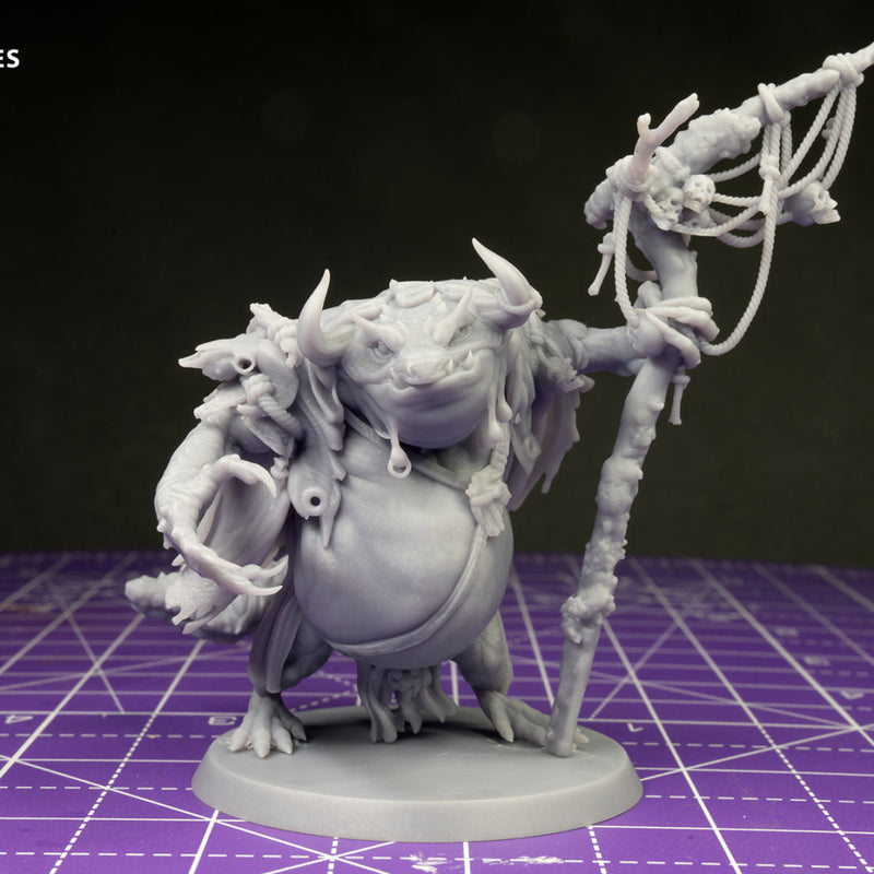 Green Slaad Lizardman - Pose 2