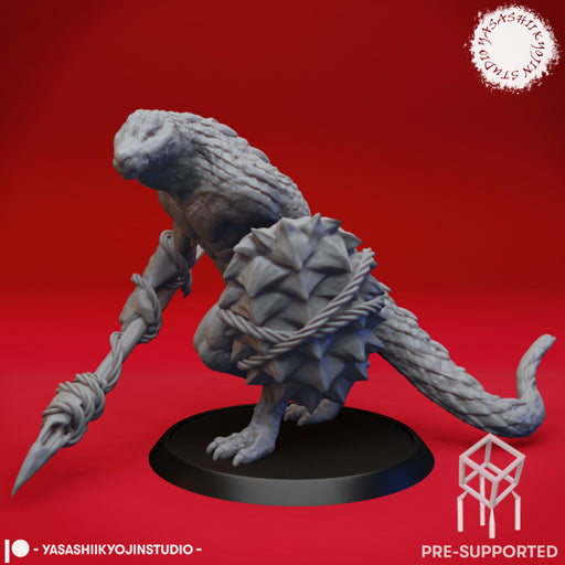 Lizardfolk with Shield - Tabletop Miniature (Pre-Supported) - Only-Games