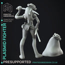 Plasmoid Pirate (2 forms) - Weird Shores - PRESUPPROTED - 32mm scale
