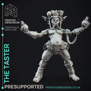 The Taster - Goblin nutcase - Goblin Potion Brewer - PRESUPPORTED - 32mm scale