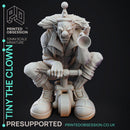 Tiny The Clown - Circus of horrrors - PRESUPPORTED - 32mm Scale