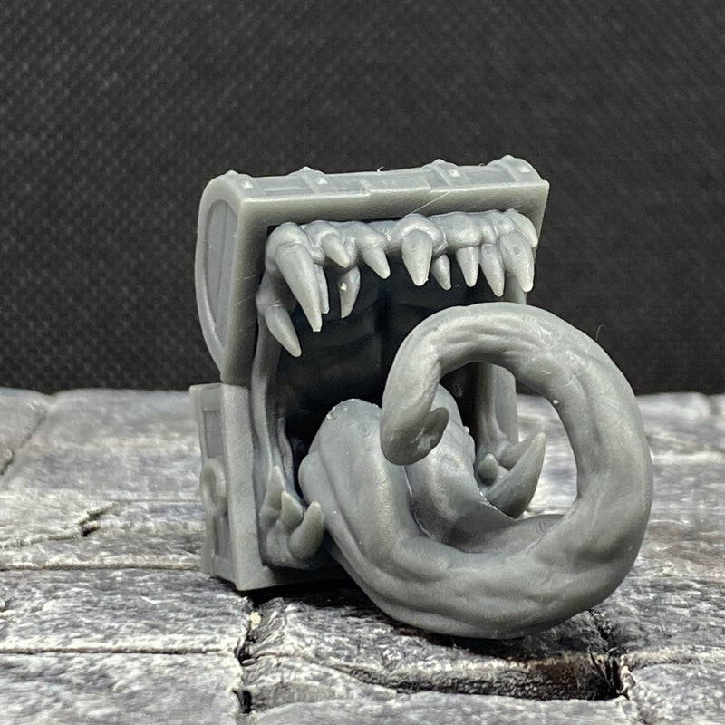Mimic - Toothy Treasure Chest - Tabletop Miniature