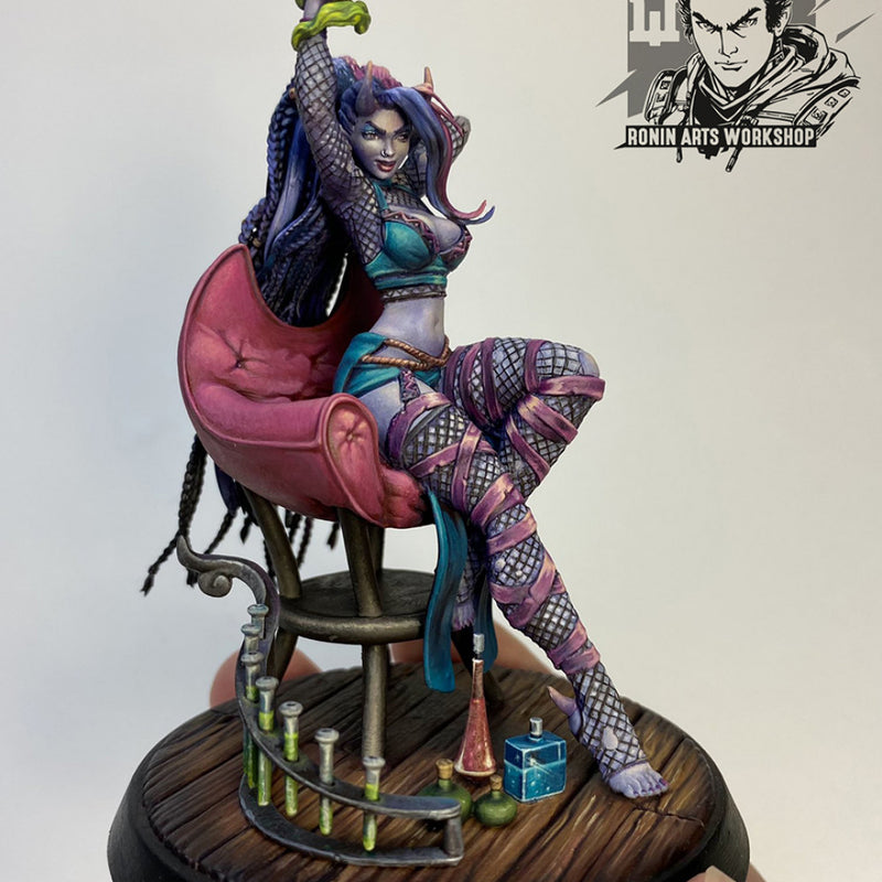 Violet Pin Up 75mm Pre-Supported - STL only - Only-Games