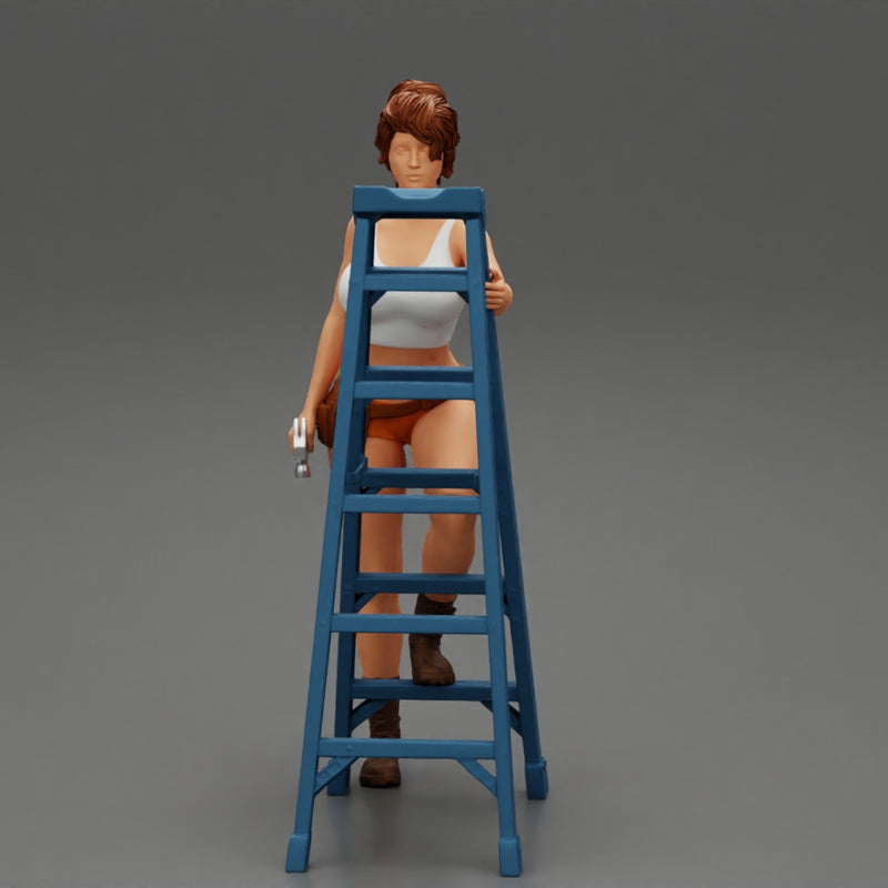 Young girl mechanic climbing the ladder - Only-Games