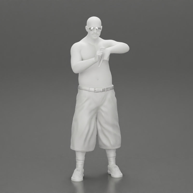 gangster standing in cropped trousers with sunglasses - Only-Games