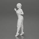 Mechanic girl in overalls repairs and maintains car - Only-Games