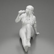 Tired woman mechanic in suit and backwards cap sitting and drinking water during from bottle - Only-Games