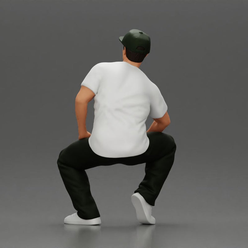 hip-hop man sitting in shirt and cap - Only-Games