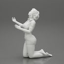 Sexy girl in mini shirt and jean shorts sitting on her knees - Only-Games