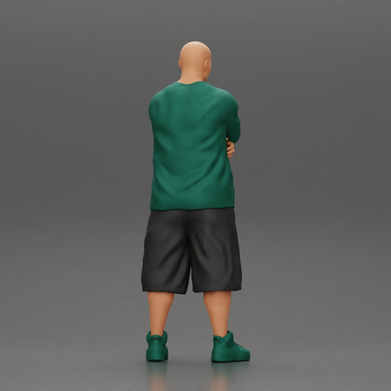 Fat Gangster in cap folding one's arms - Only-Games