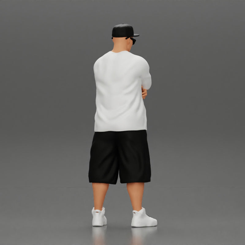 Fat Gangster in cap and sunglasses folding one's arms - Only-Games