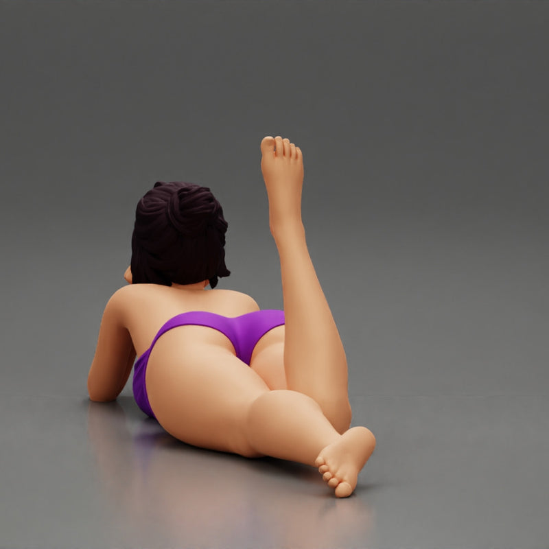 Sexy woman lying in fashionable elegant bikini swimsuit - Only-Games