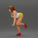 Fitness girl in the gym training with a single-arm dumbbell row - Only-Games