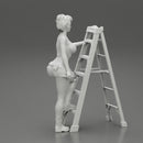 Young girl mechanic climbing the ladder - Only-Games