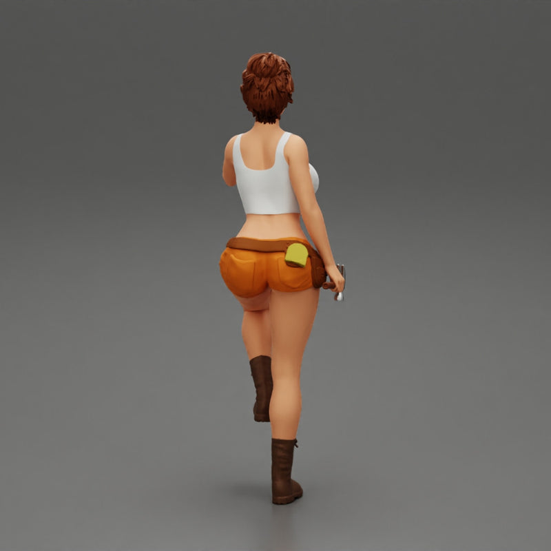 Young girl mechanic climbing - Only-Games