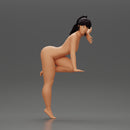 Naked girl leaning on the table - Only-Games