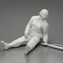 A soldier who fell after a strong battle and is waiting for help + weapons - Only-Games