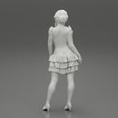 Beautiful lady in elegant robe - Only-Games