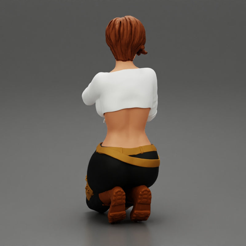 Repair woman sitting and holding a drill - Only-Games