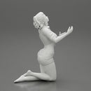 Sexy girl in mini shirt and jean shorts sitting on her knees - Only-Games