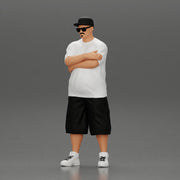Fat Gangster in cap and sunglasses folding one's arms - Only-Games