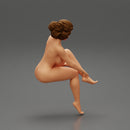Naked sexy woman sitting - Only-Games