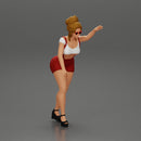 2 Sexy Girl in sunglasses opening a car hood and look inside - Only-Games