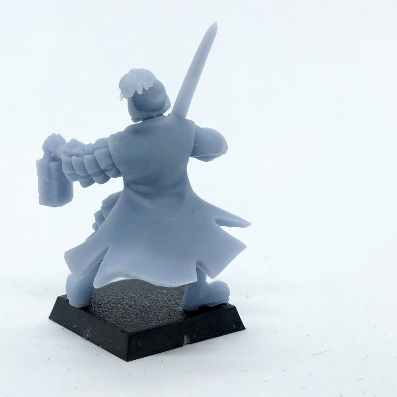 Marienburg Swordsman - Only-Games