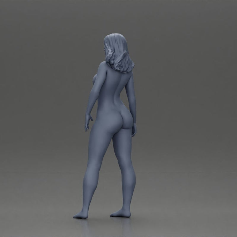 Naked attractive girl posing - Only-Games