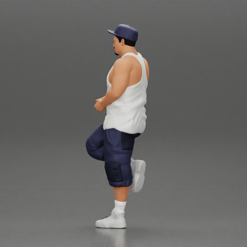 gangster in cap and short standing in one leg leaning against car - Only-Games