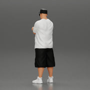 Fat Gangster in cap and sunglasses folding one's arms - Only-Games