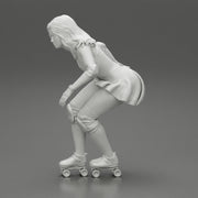 roller derby girl rolling fast - Only-Games