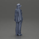 Trendy streetwear look featuring a bucket hat and relaxed outfit - Only-Games